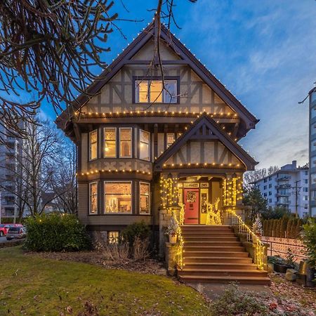 The Hunter House Bed And Breakfast バンクーバー エクステリア 写真