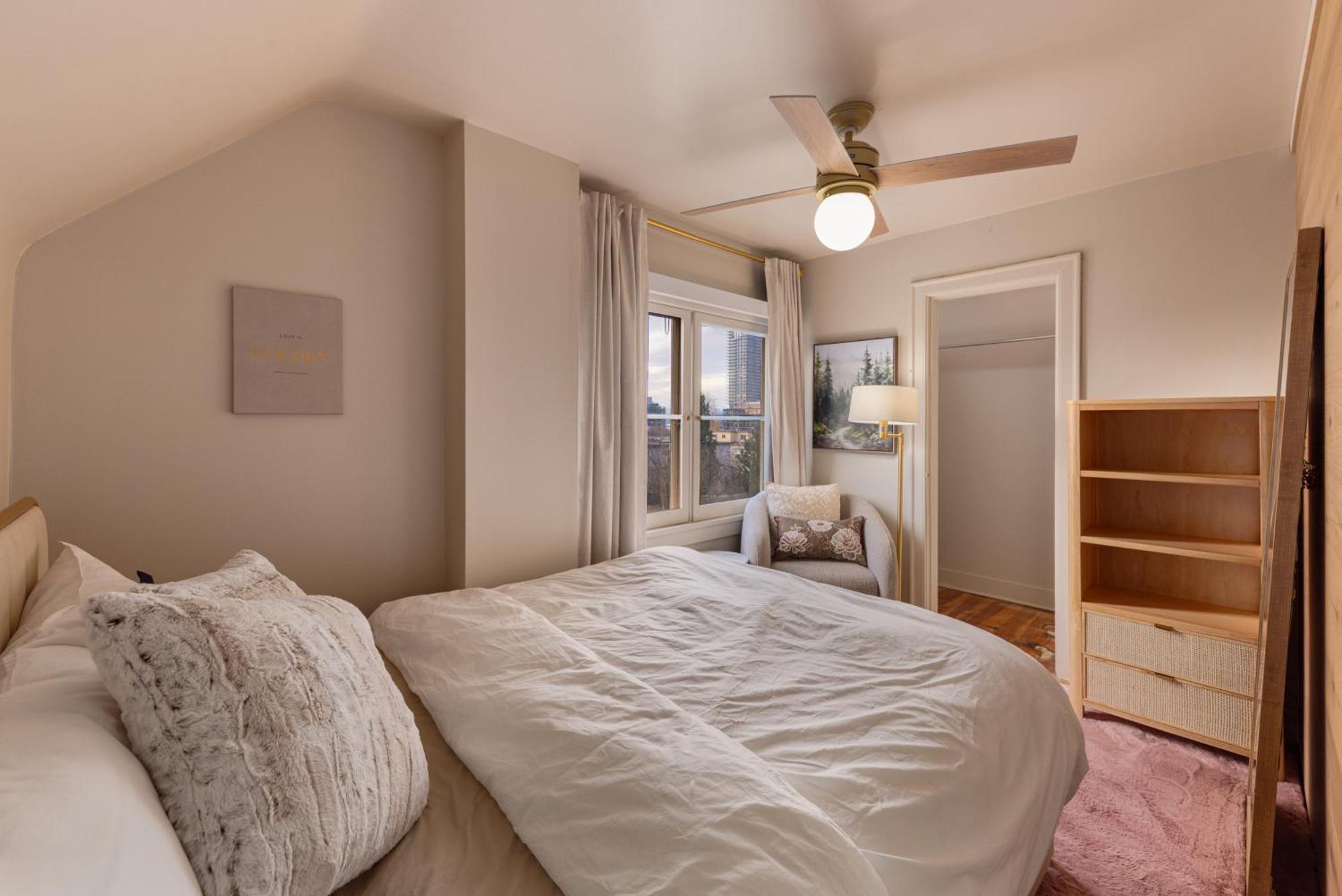 The Hunter House Bed And Breakfast バンクーバー エクステリア 写真