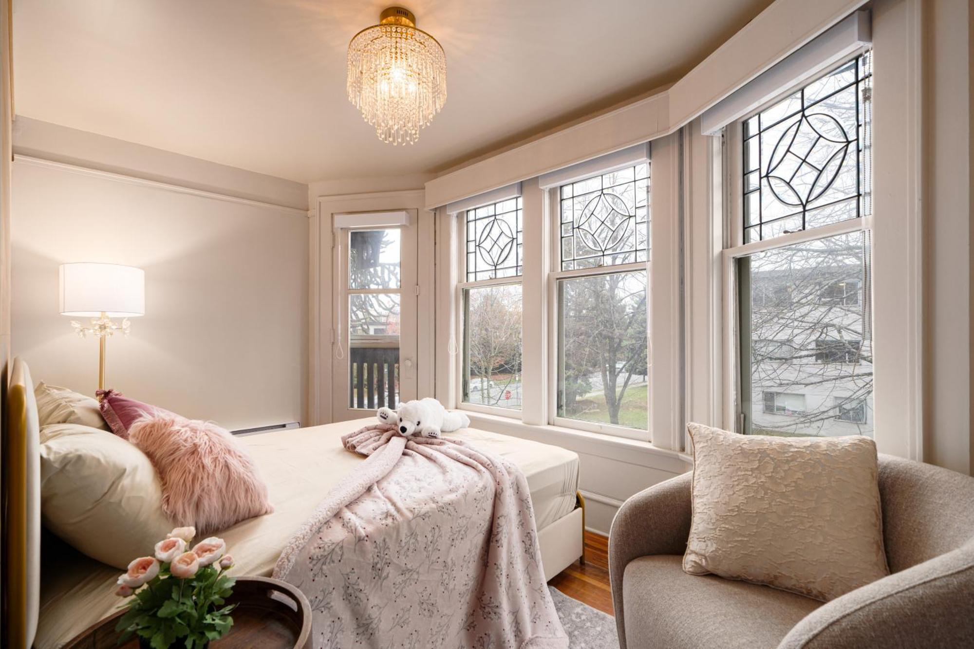 The Hunter House Bed And Breakfast バンクーバー エクステリア 写真