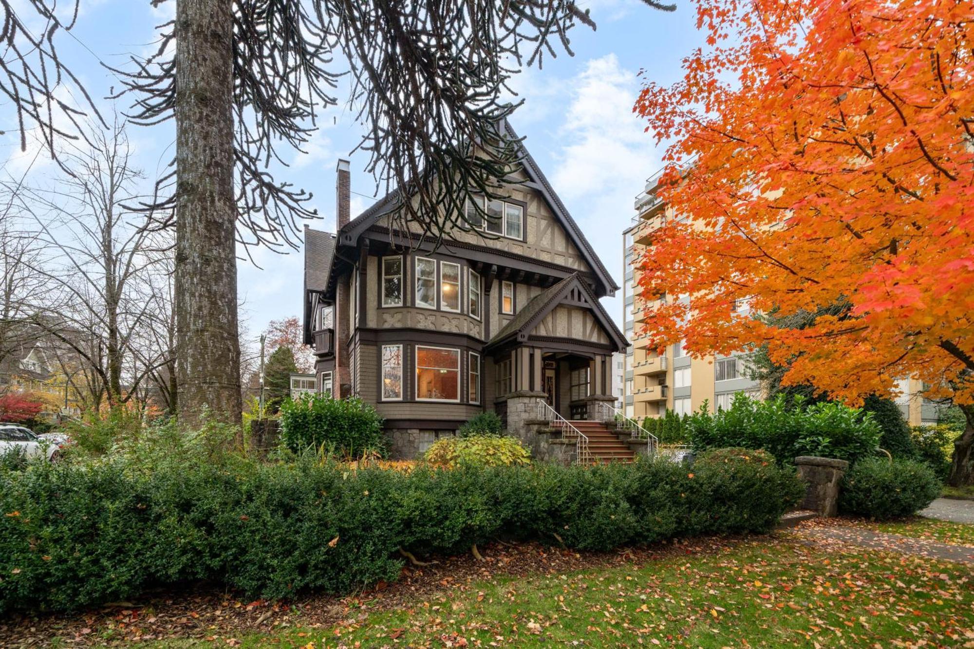 The Hunter House Bed And Breakfast バンクーバー エクステリア 写真
