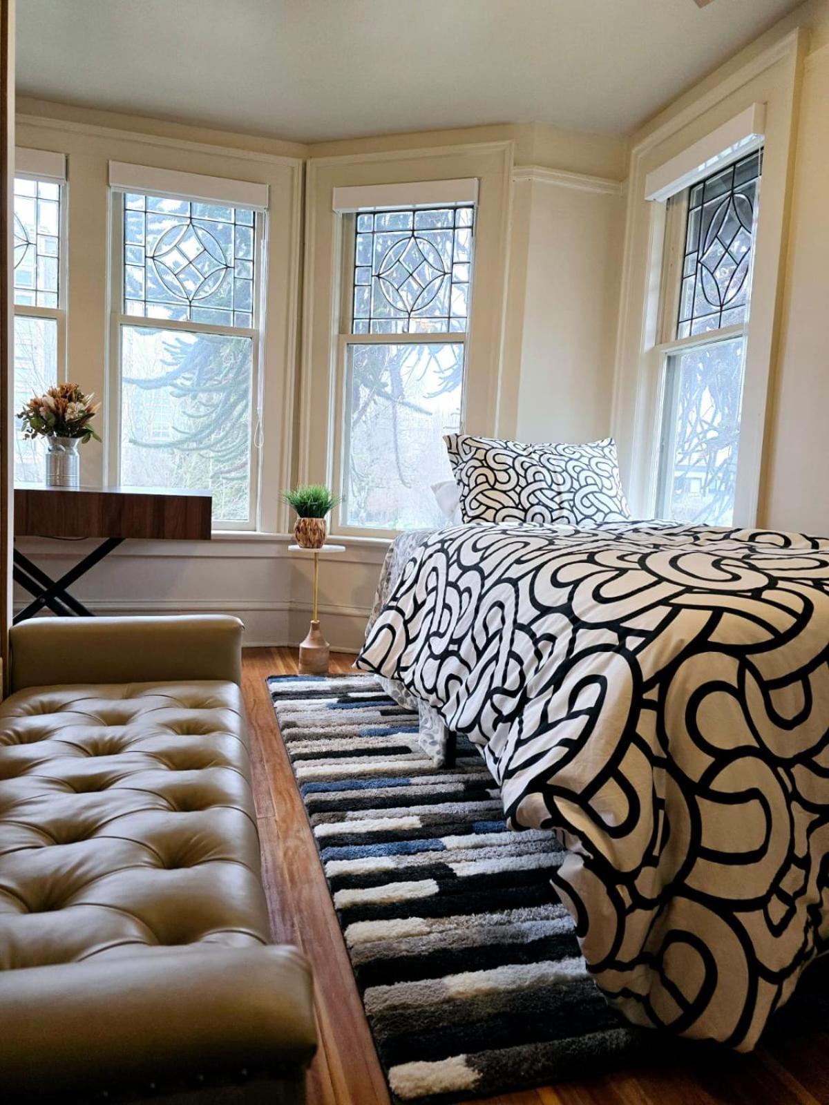 The Hunter House Bed And Breakfast バンクーバー 部屋 写真